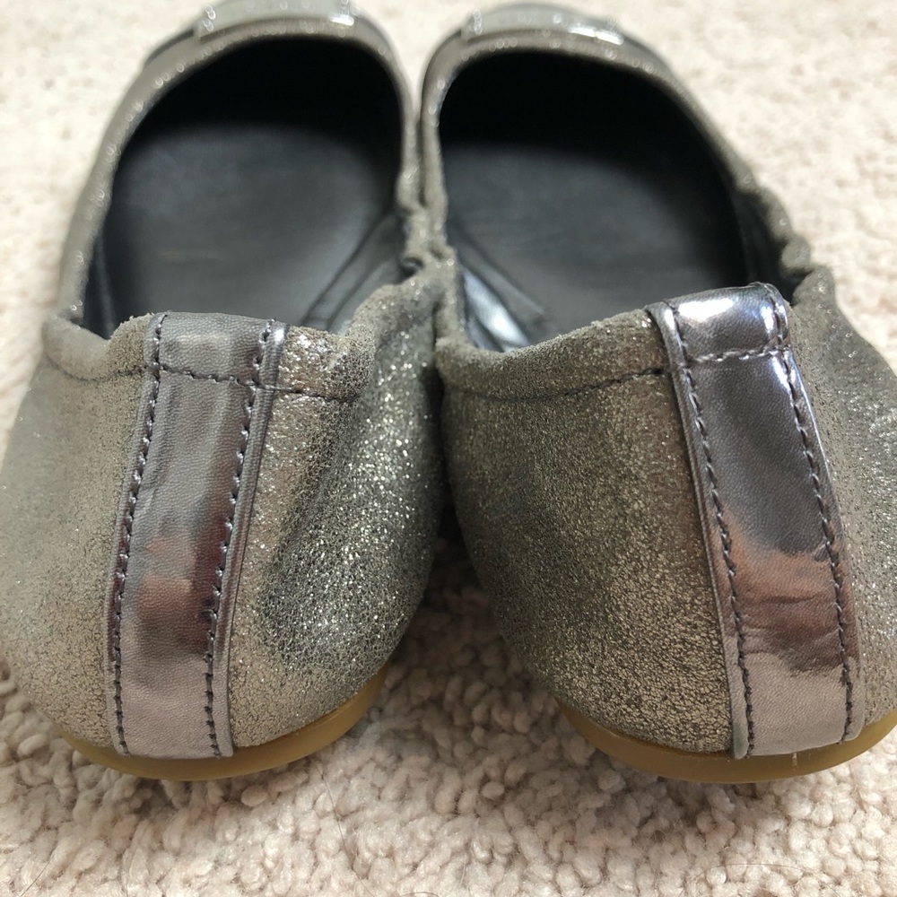 Coach Marsi Pewter/Silver Ballet Flats Sz 7 - Picture 5 of 6